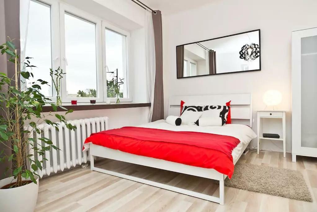 WSTApartments Młynarska 13 Warszawa Exteriör bild